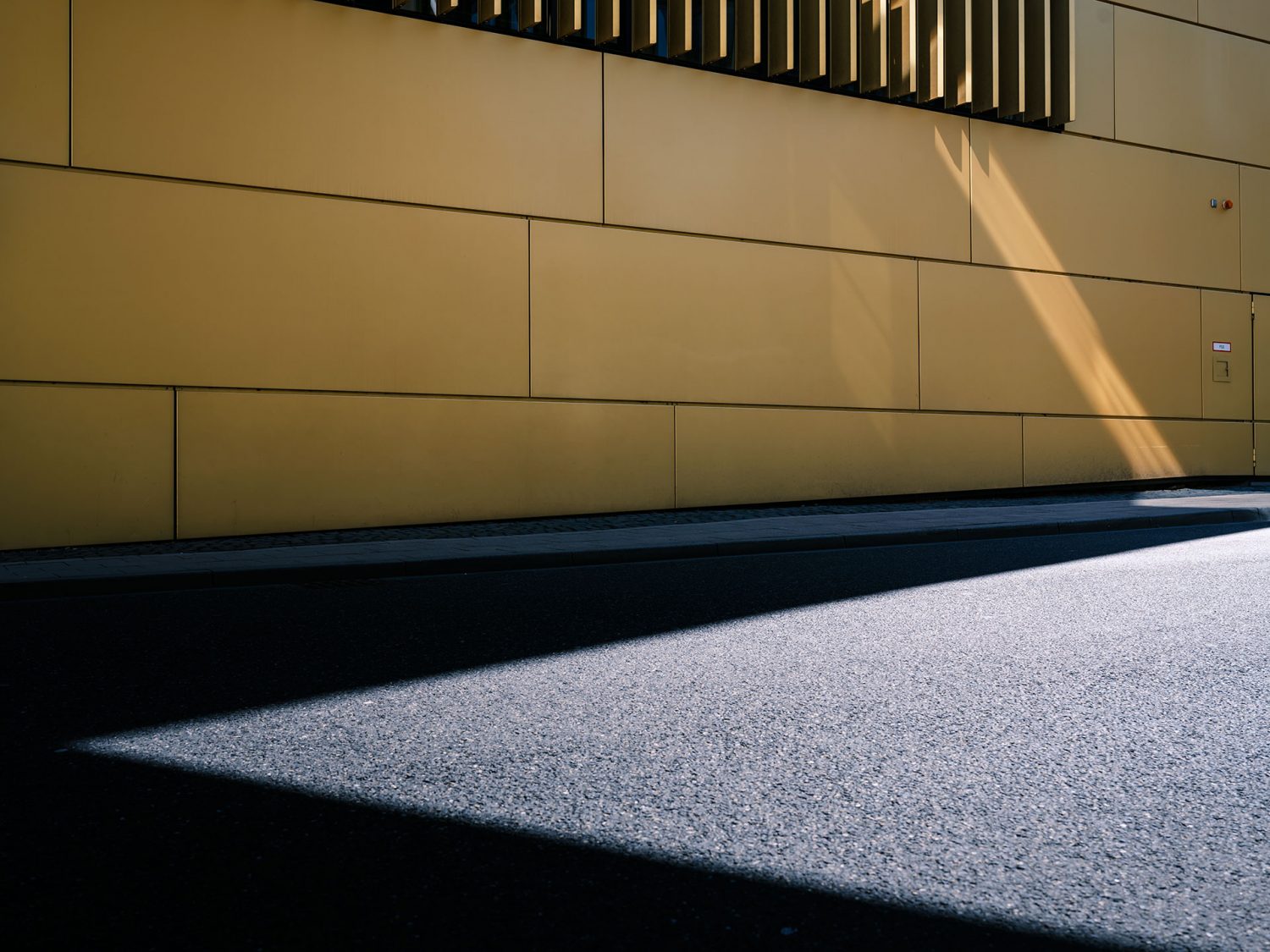 Minimalistic CGI Background